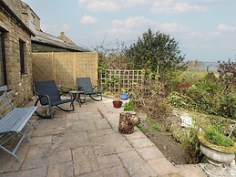 Eastend Cottage