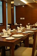 Royal Residence HUDA City Centre