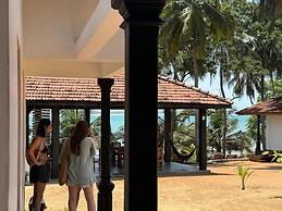 Kudah Bay Surf Hotel