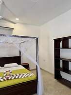 Kudah Bay Surf Hotel
