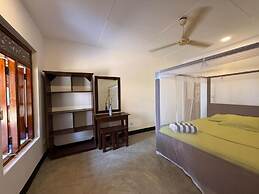 Kudah Bay Surf Hotel