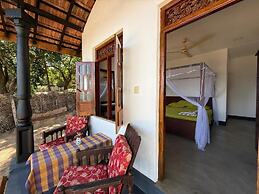 Kudah Bay Surf Hotel