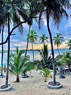 Kudah Bay Surf Hotel