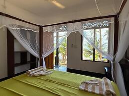 Kudah Bay Surf Hotel