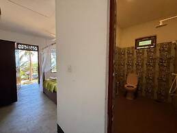 Kudah Bay Surf Hotel