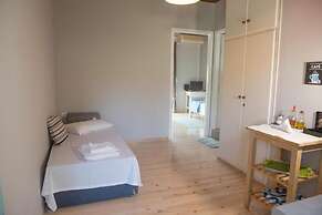 Tsonas Apartments