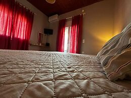 Tsonas Apartments