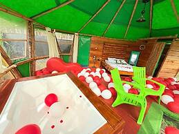 Glamping Horse