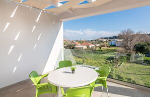 Villa Ocean Pool in Planos