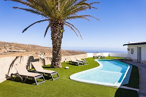 Oasis Tenerife Studio 2