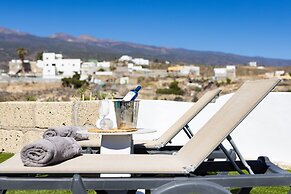 Oasis Tenerife Studio 2
