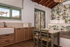 Evilia Beach Villa in Varvara