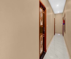 Hotel O Singar Nagar Metro Station