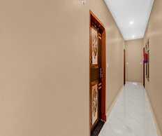 Hotel O Singar Nagar Metro Station