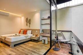 M217 by Zen Living