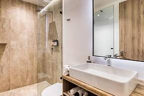 M217 by Zen Living