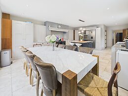 Harvax House