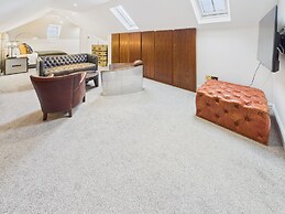 Harvax House