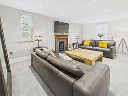 Harvax House