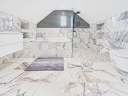 Harvax House