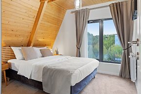 Arta Chalet - Nature Retreat