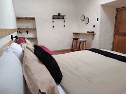 KANTIQ House