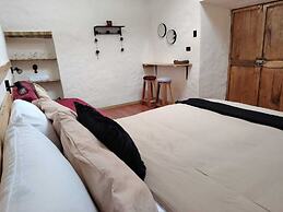 KANTIQ House
