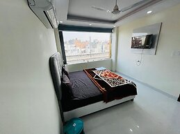 Hotel Crystal Haven