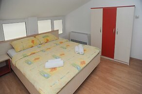 Golden Coast Villa Caska