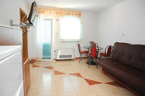 Golden Coast Villa Caska