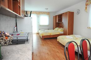 Golden Coast Villa Caska