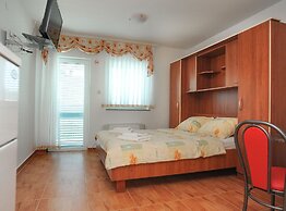 Golden Coast Villa Caska