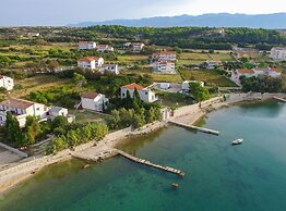 Golden Coast Villa Caska