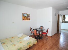 Golden Coast Villa Caska