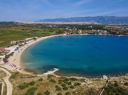 Golden Coast Villa Caska