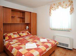 Golden Coast Villa Caska