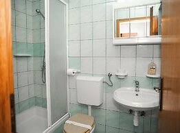 Golden Coast Villa Caska