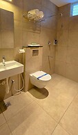 Liza Royale Hotel