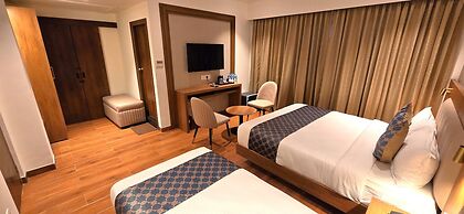 Liza Royale Hotel
