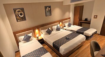 Liza Royale Hotel