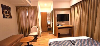 Liza Royale Hotel