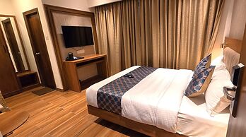 Liza Royale Hotel