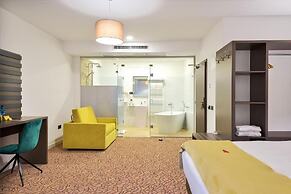 CHARM BOUTIQUE HOTEL
