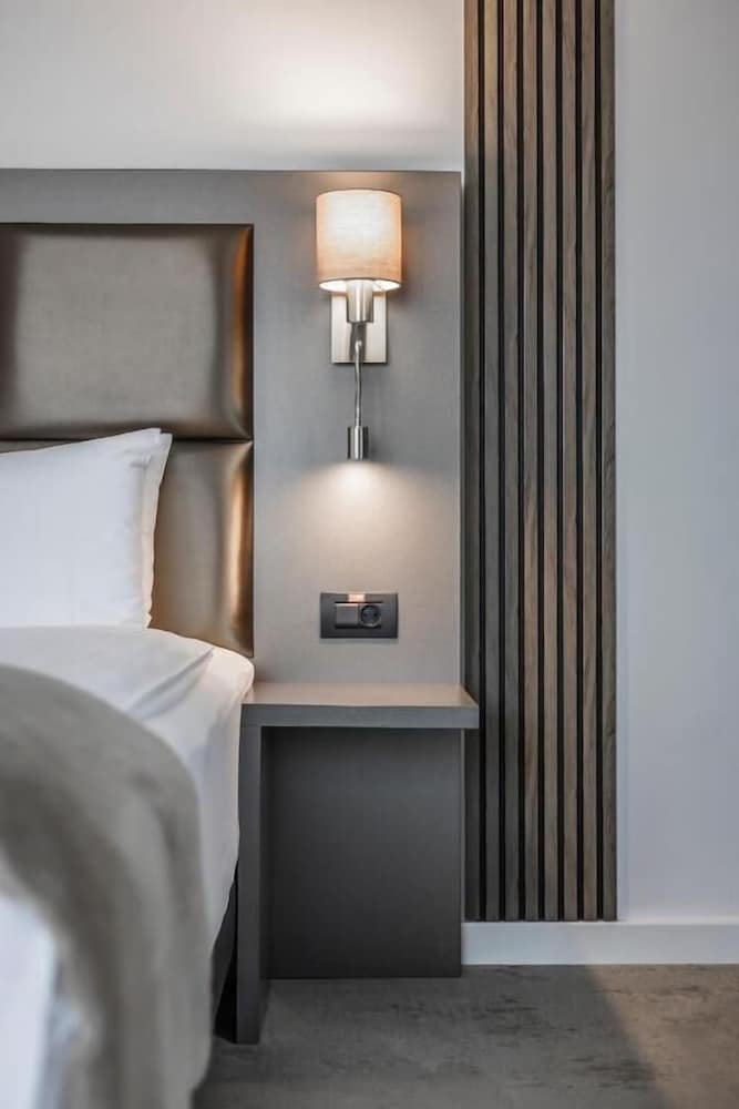 CHARM BOUTIQUE HOTEL