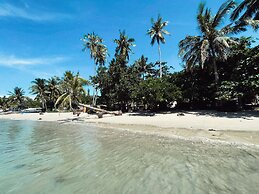 Baia beachfront boutique lodge