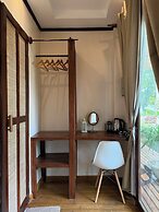 Baia beachfront boutique lodge