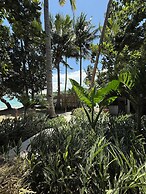 Baia beachfront boutique lodge