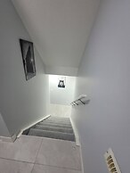 Luxurious Home Away From Home With AC