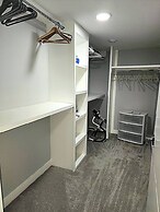 Luxurious Home Away From Home With AC