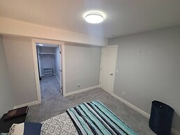 Luxurious Home Away From Home With AC